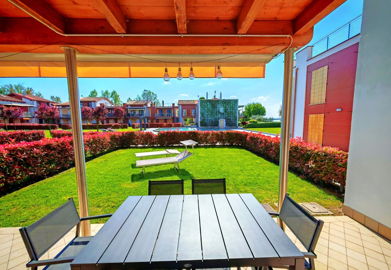 Ferienwohnung in Castelnuovo del Garda - SG Luxury - Crystal Bay Apartment