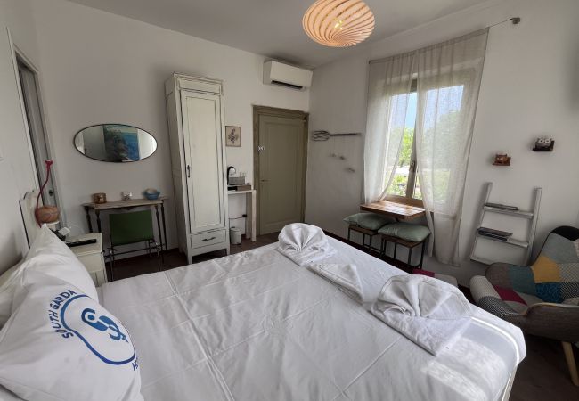 Rent by room in Peschiera del Garda - SG Family - Casa Porto Vecchio - Pepe